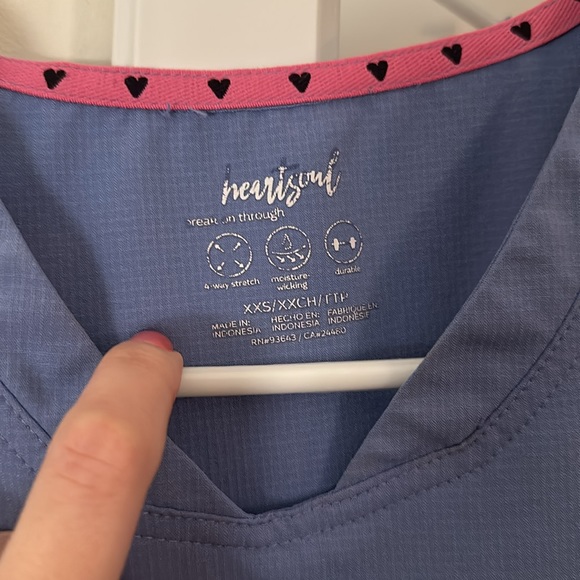 HeartSoul Scrub Set - Picture 2 of 8